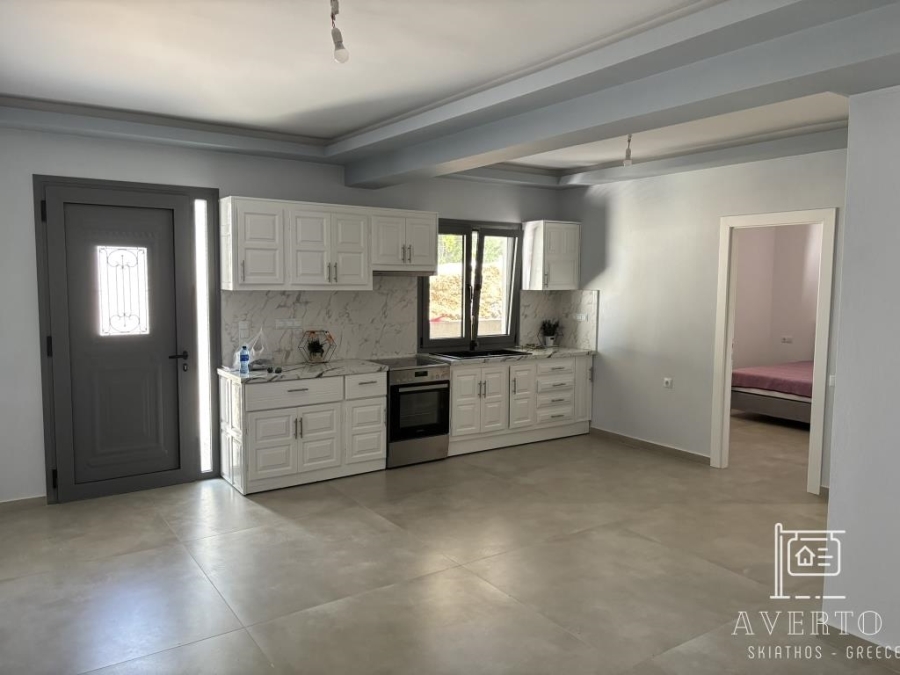(For Sale) Residential Villa || Magnisia/Sporades-Skiathos - 174 Sq.m, 4 Bedrooms, 550.000€ 